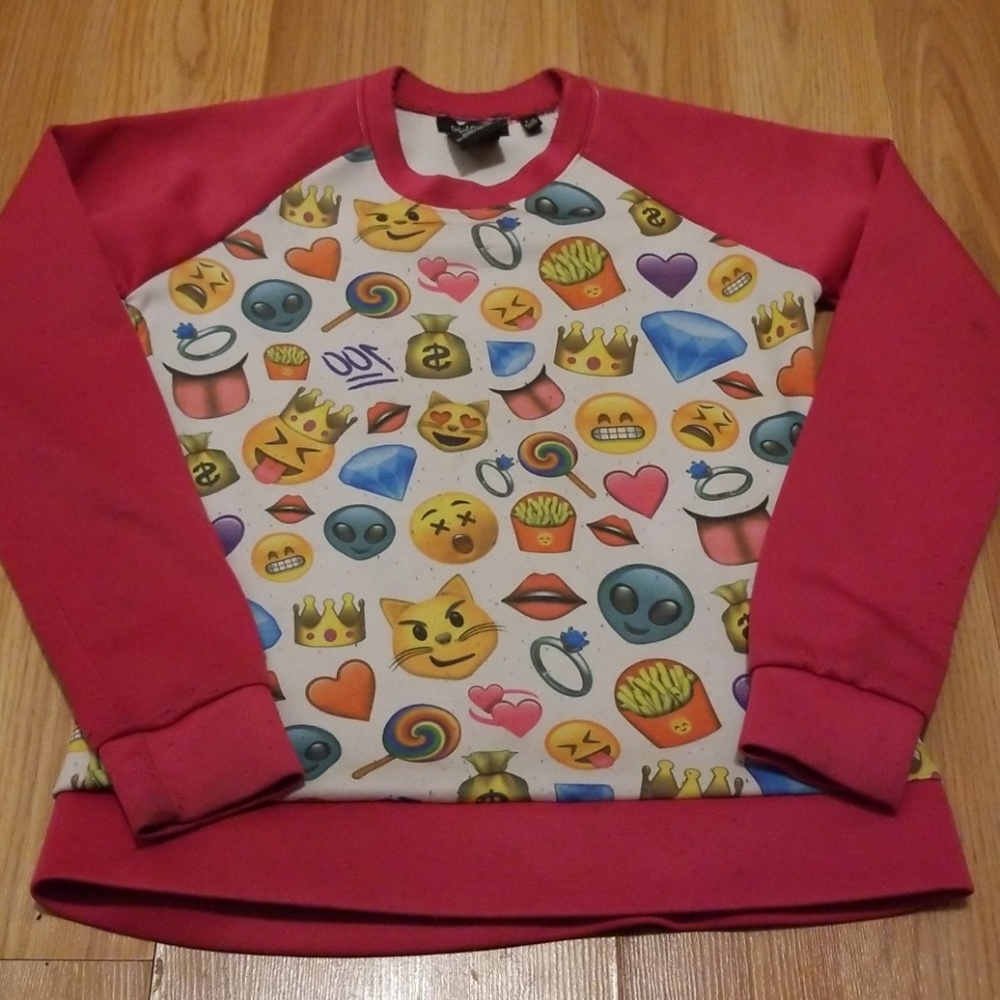 Girls emoji sweater